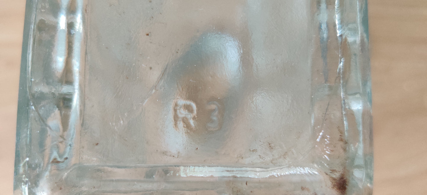 J.W. Sutcliffe & Co. - Kylpysuolapullo (Englanti)