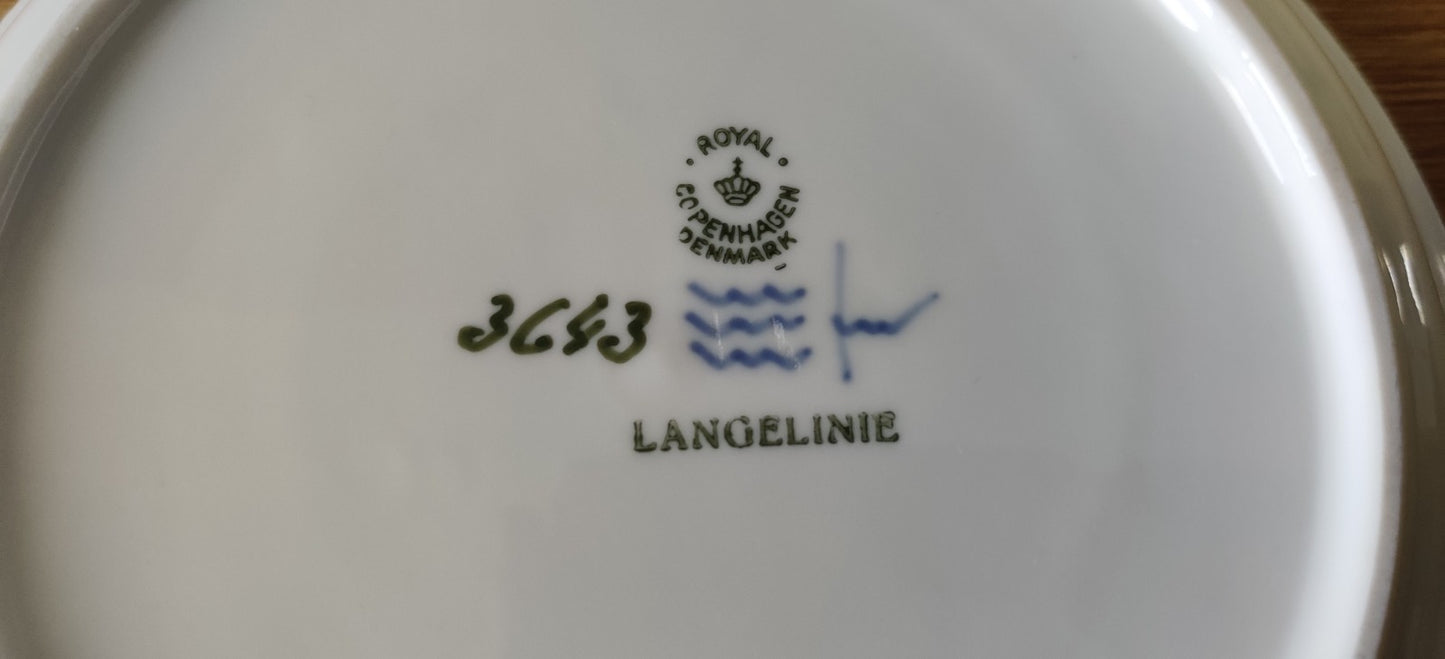 Royal Copenhagen - Pieni Merenneito Kulho / Vati