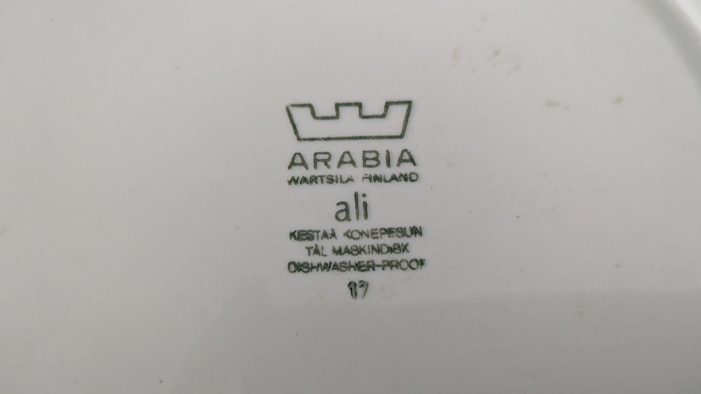 Arabia Ali Ruokalautanen (1965-1974, Raija Uosikkinen)