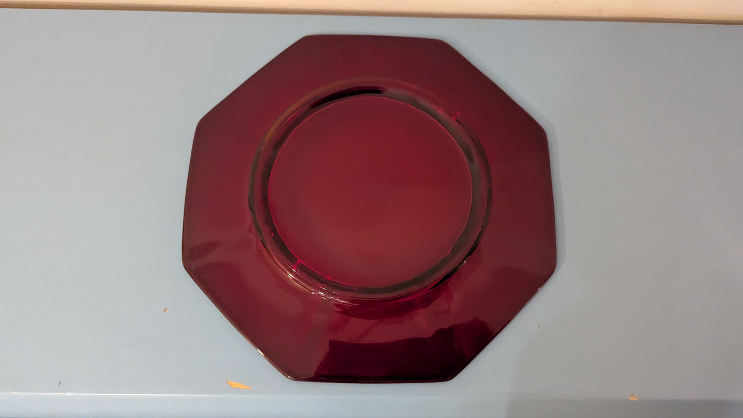 Imperial Glass - Molly Ruby Salaattilautanen / Alkuruokalautanen (1930-luku)