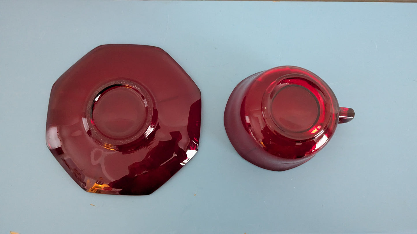 Imperial Glass - Molly Ruby Kahvikuppi ja Tassi (1930-luku)