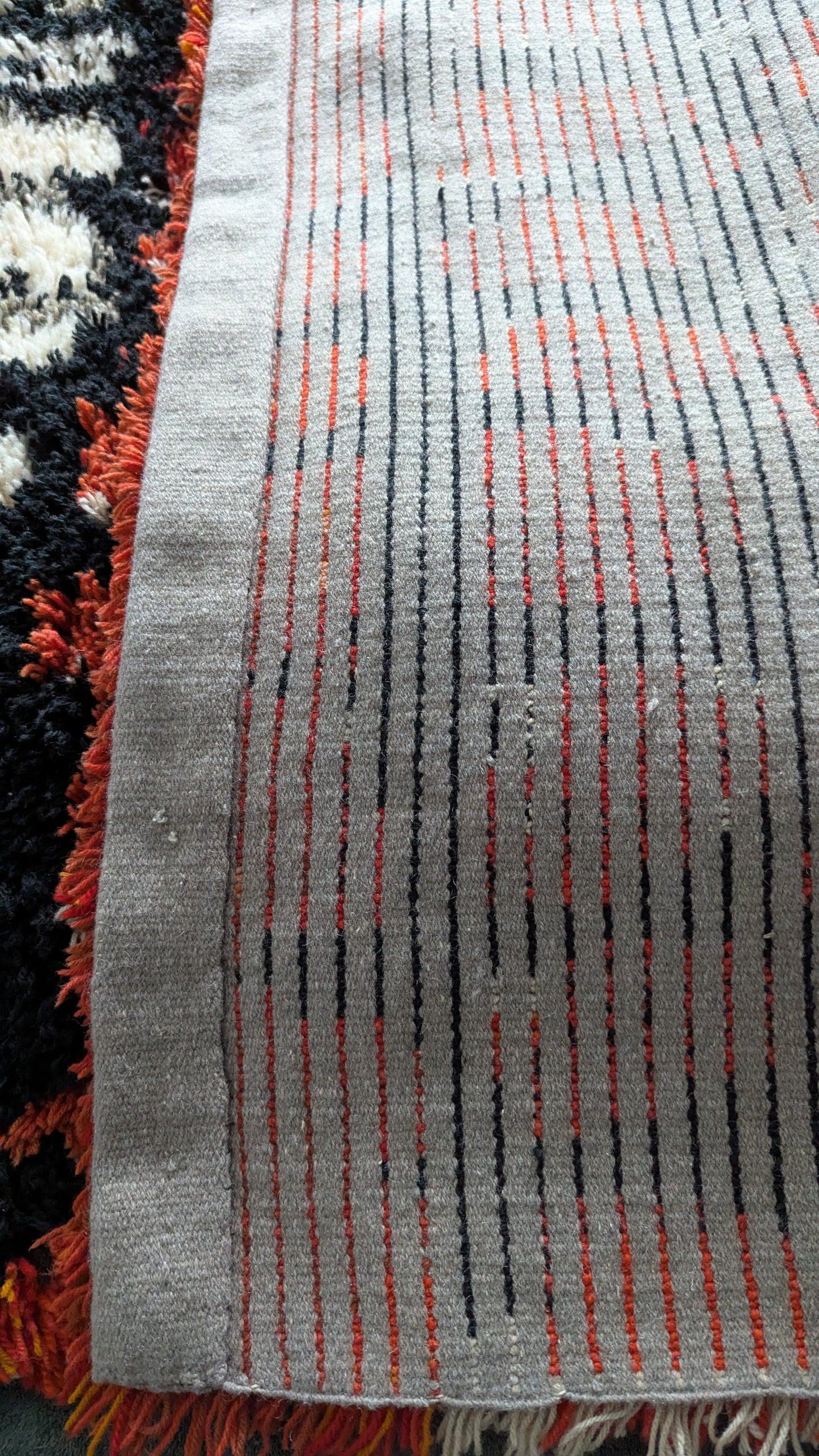 Vappu Niittylä - Hiillos Ryijy (1956, 157cm x 110cm)