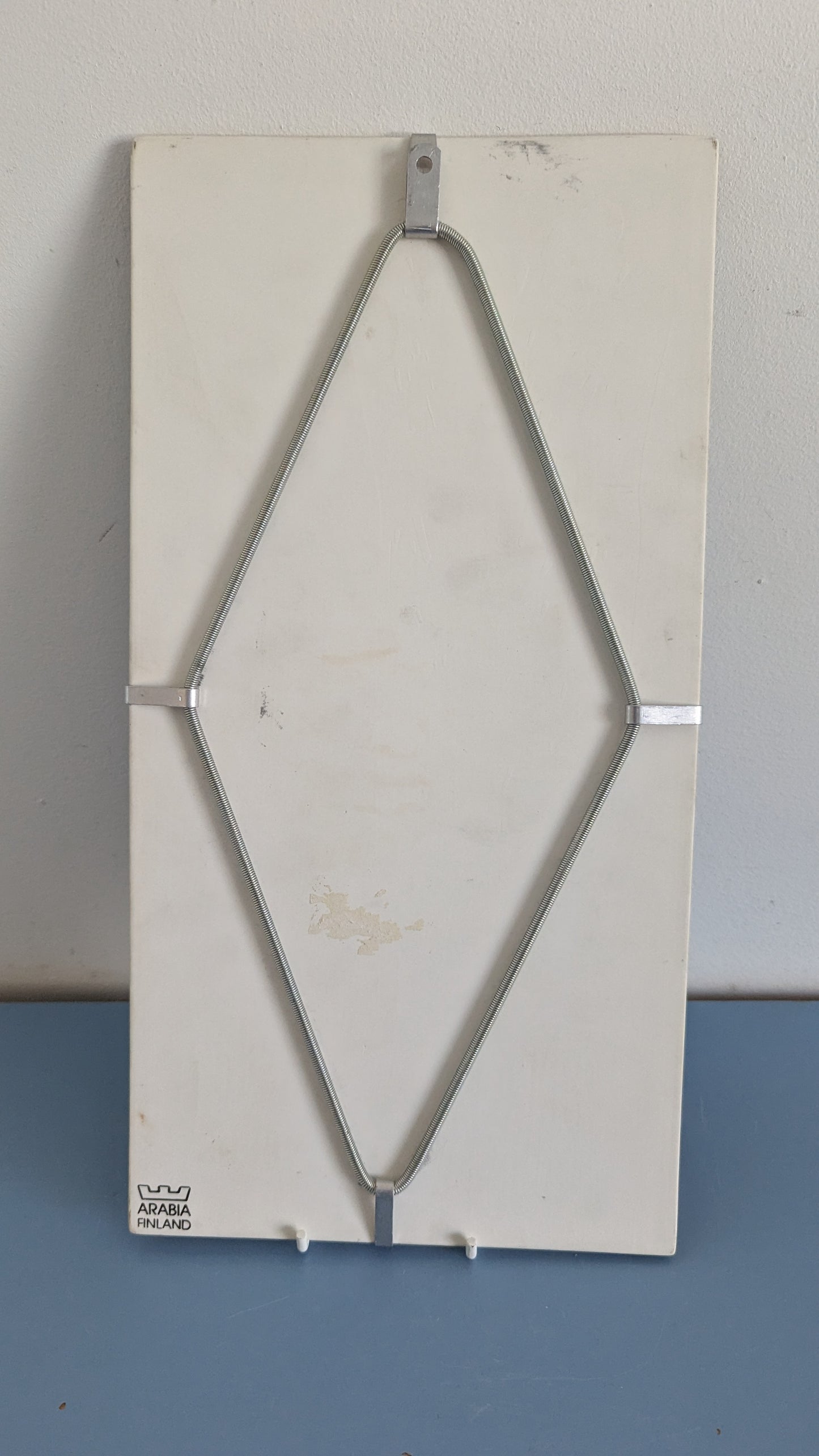 Arabia Kesä Sydämissämme - Laituri Seinälaatta (Heljä Liukko-Sundström)