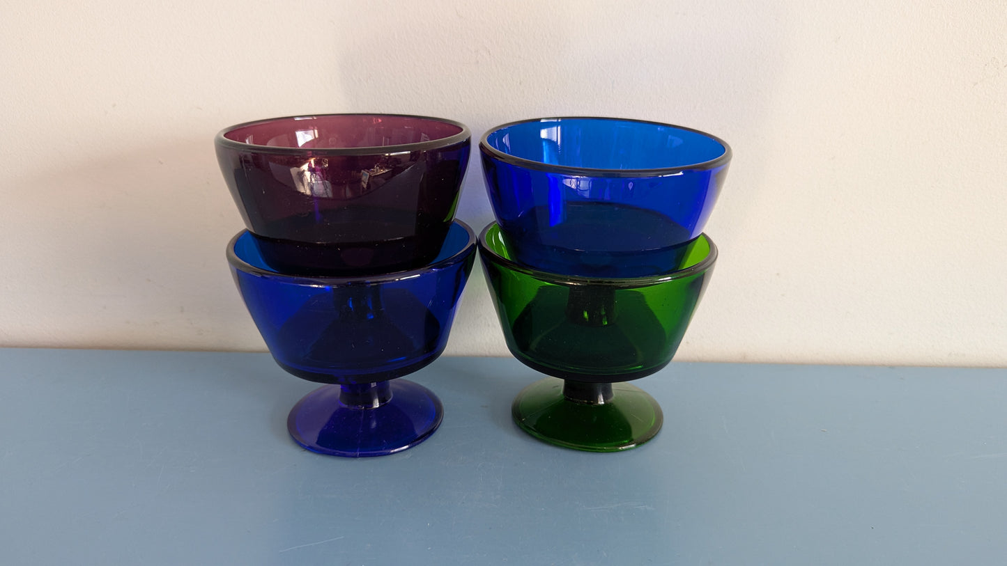 Kumela Annoskulho / Jälkiruokakulho (4kpl, 1950-1960-luku)