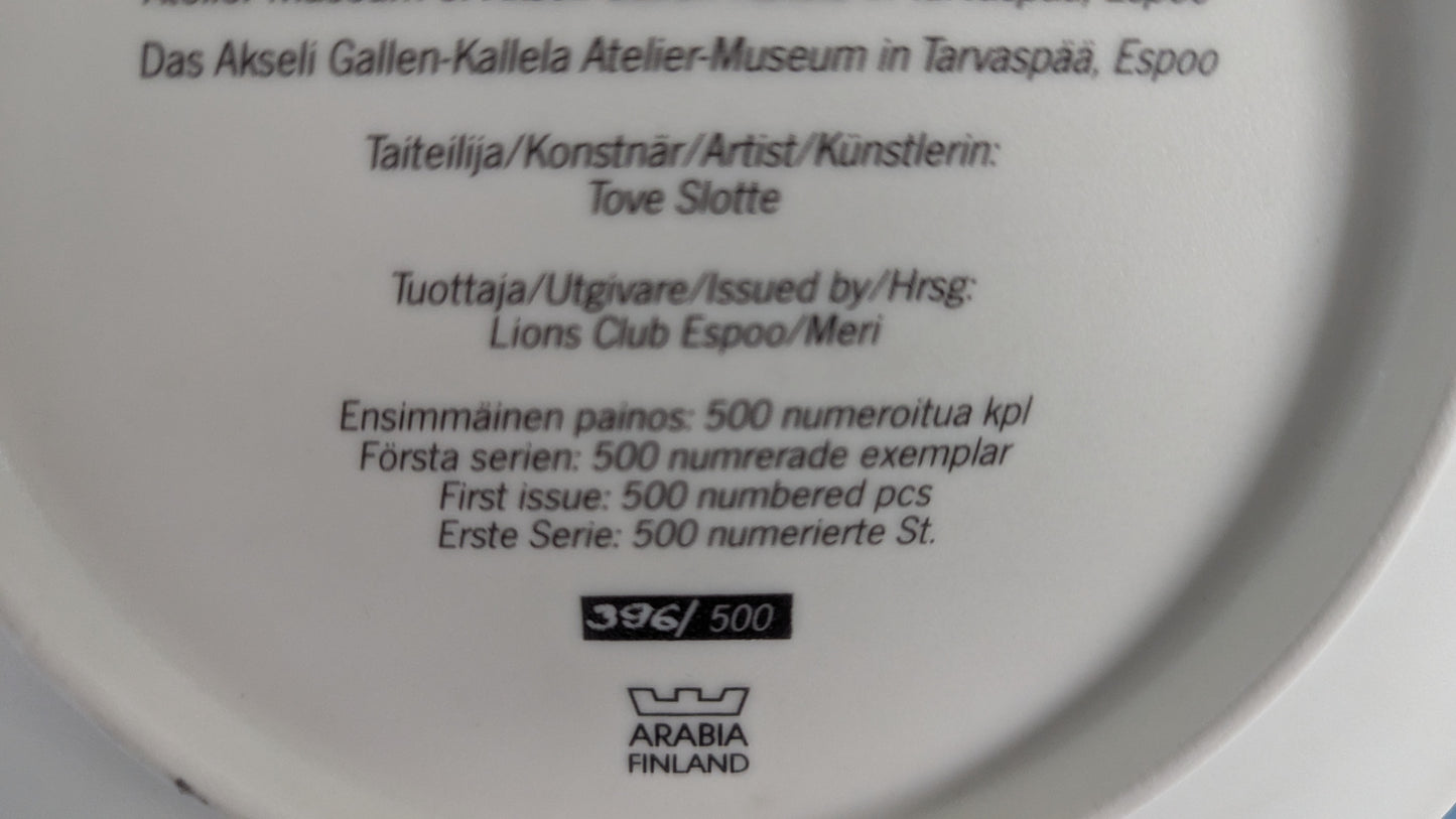 Arabia Espoo Seinälautanen (1988, Numeroitu 396/500, Tove Slotte)