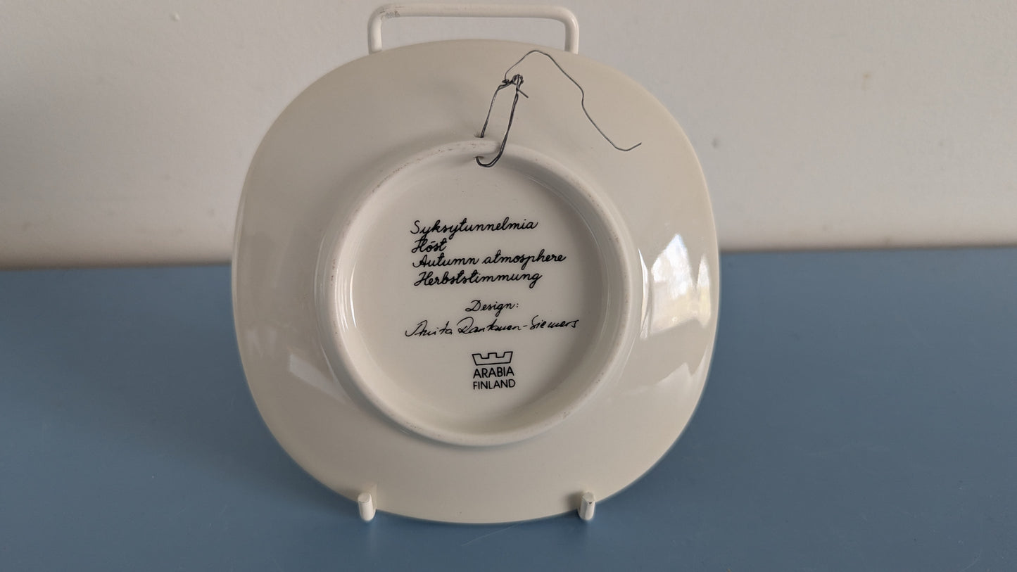 Arabia Syksytunnelmia Seinälautanen (Anita Rantanen-Siewers)