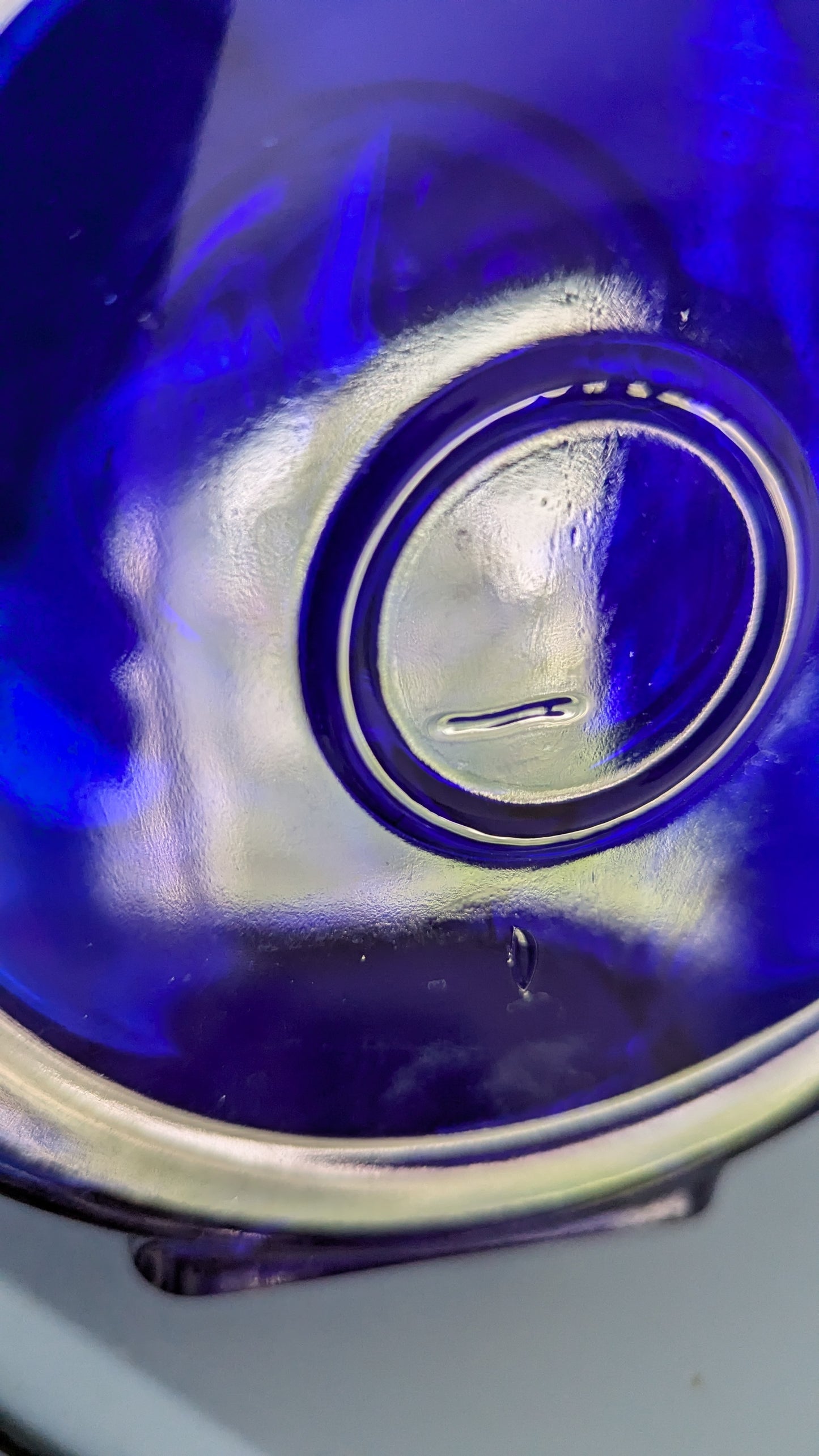 Kumela Pirunpullo (Sirkku Kumela-Lehtonen)