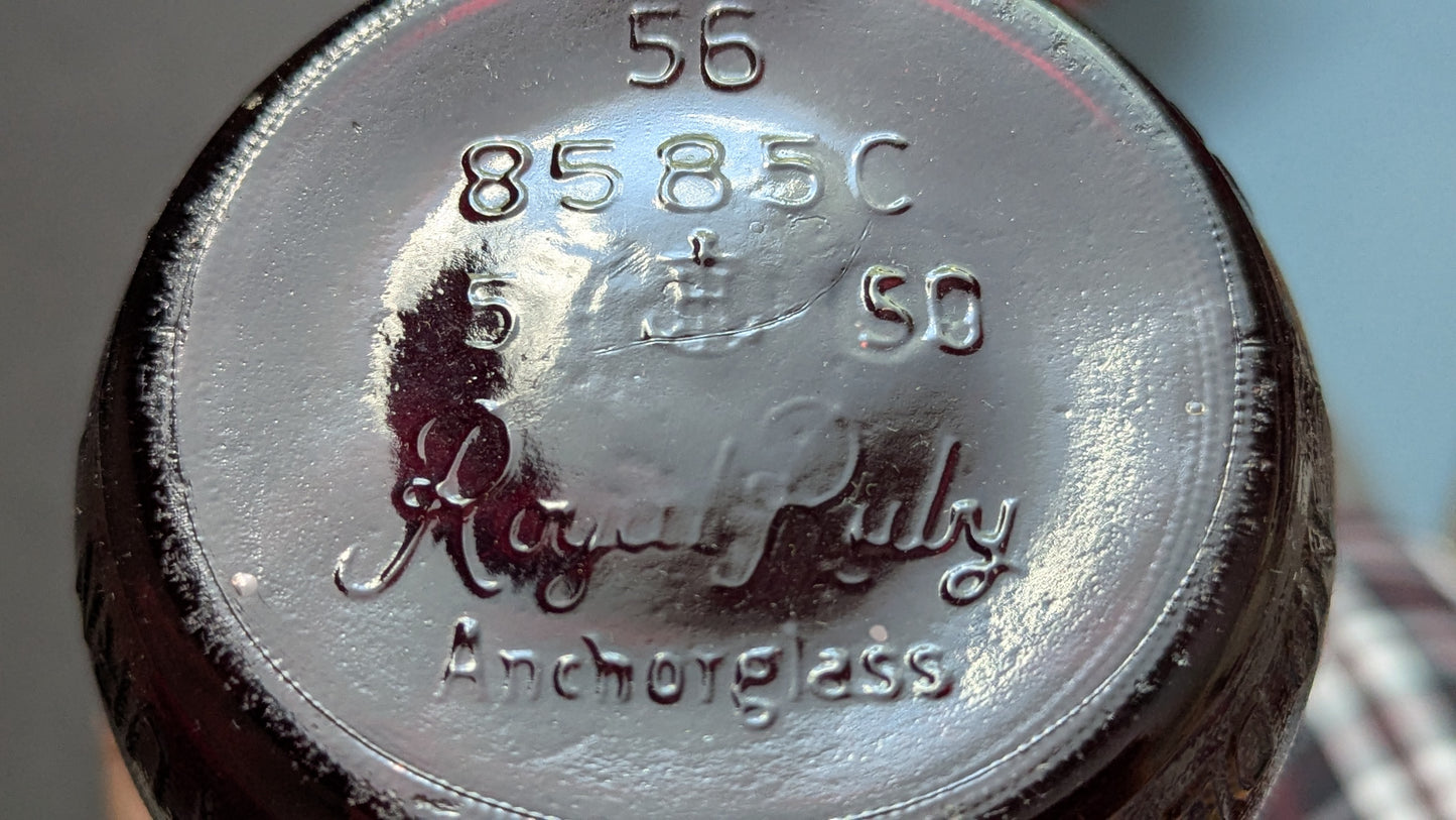Anchor Hocking - Royal Ruby Olutpullo / Schlitz-pullo (1949–1963. 1 Litra)