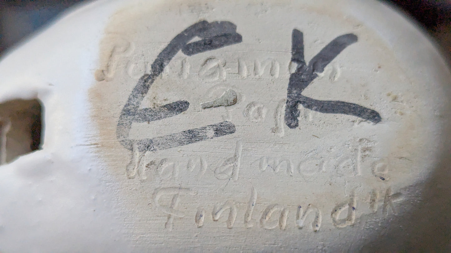 Punainen Paja - Lintupilli / Pöllöpilli (Signeerattu EK)