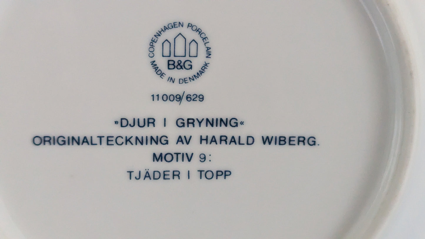 Bing & Grondahl Eläimiä Aamunkoitteessa - Metso Latvassa Seinälautanen