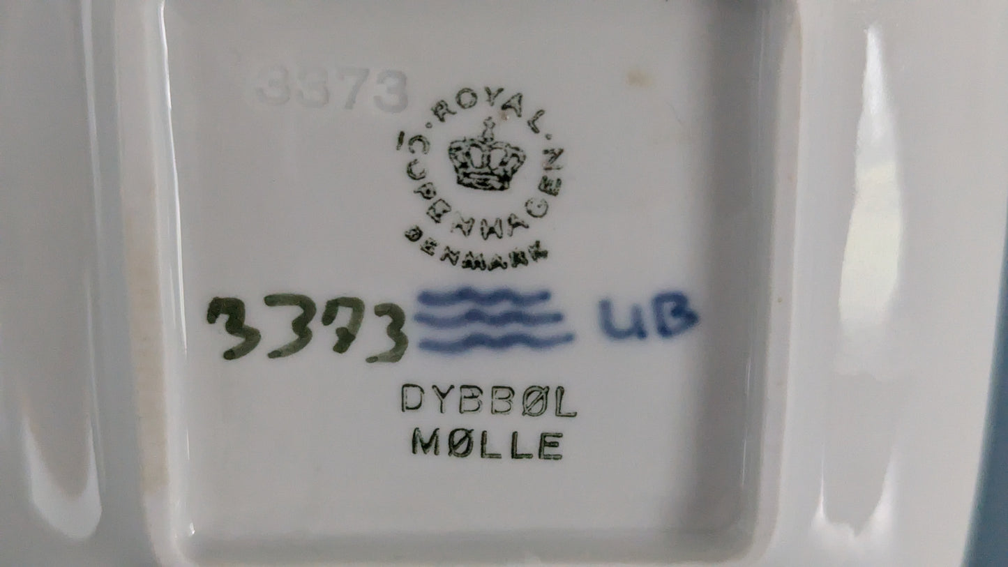 Royal Copenhagen - Dybbolin Tuulimylly Tuhka-astia / Seinälautanen (1962)