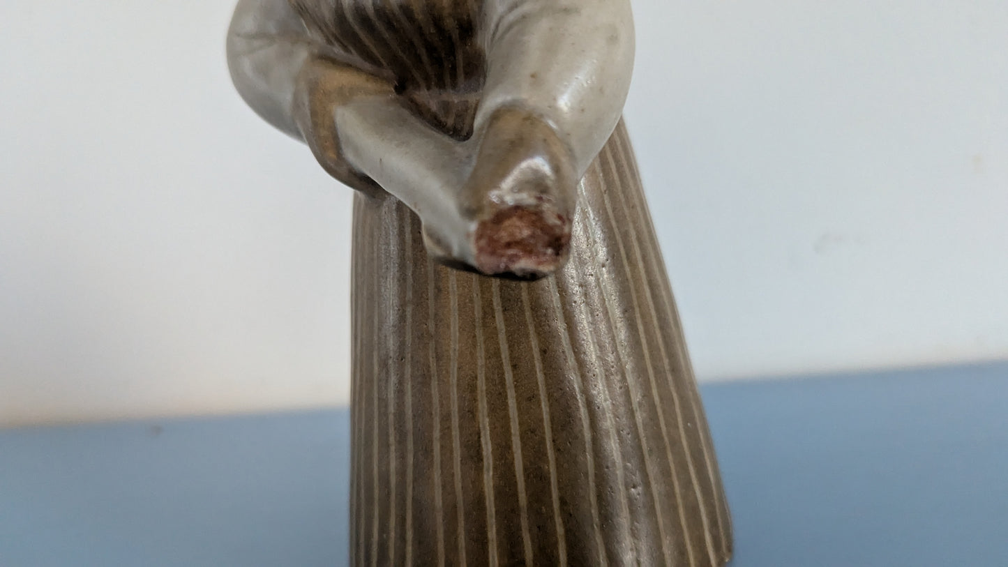 Arabia Leipoja Figuuri (1954-1959, Signeerattu, Anja Juurikkala)