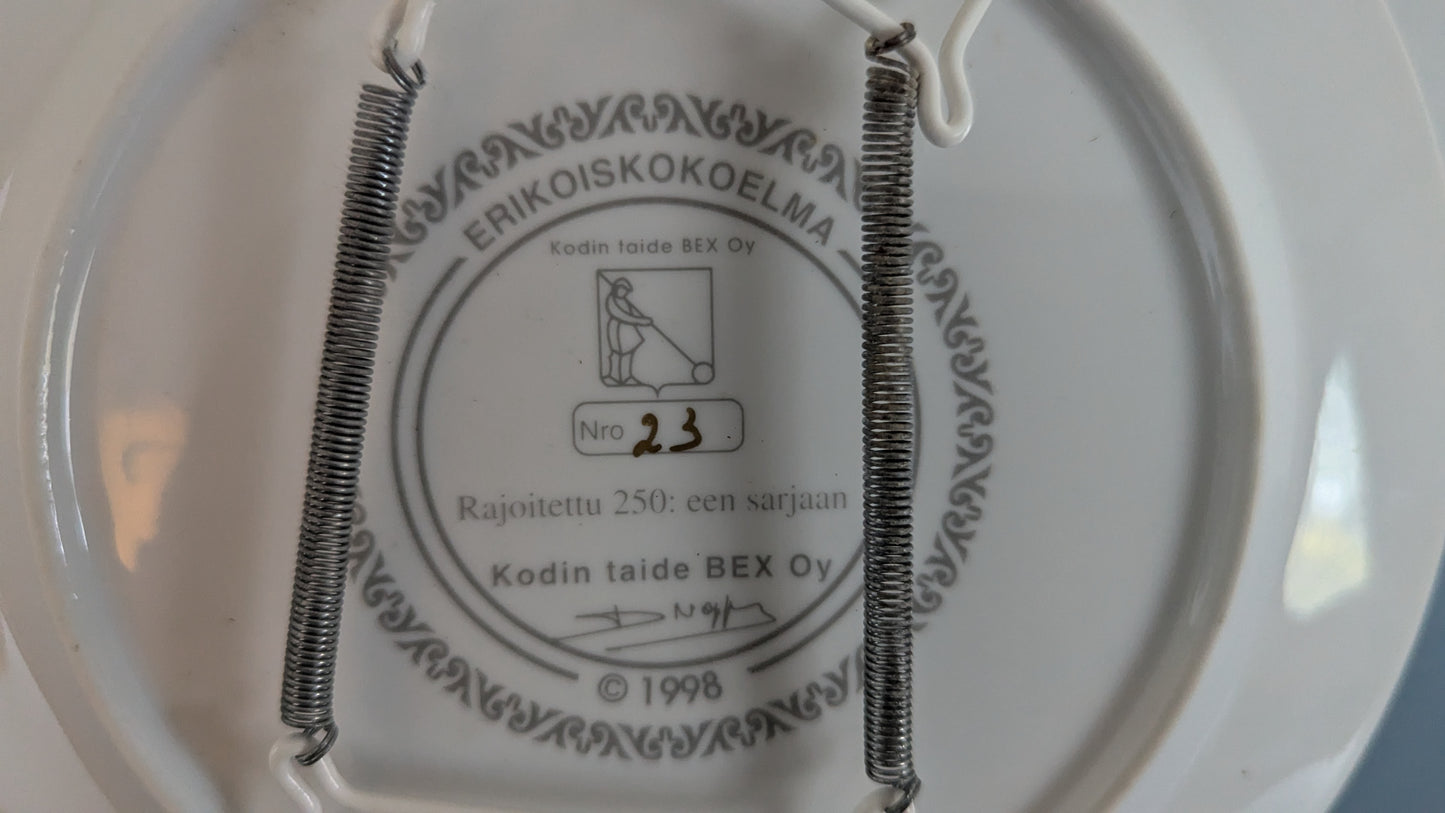 Kodin Taide BEX Oy - Oulu, Oulun Tuomiokirkko Seinälautanen (1998, 23/250)