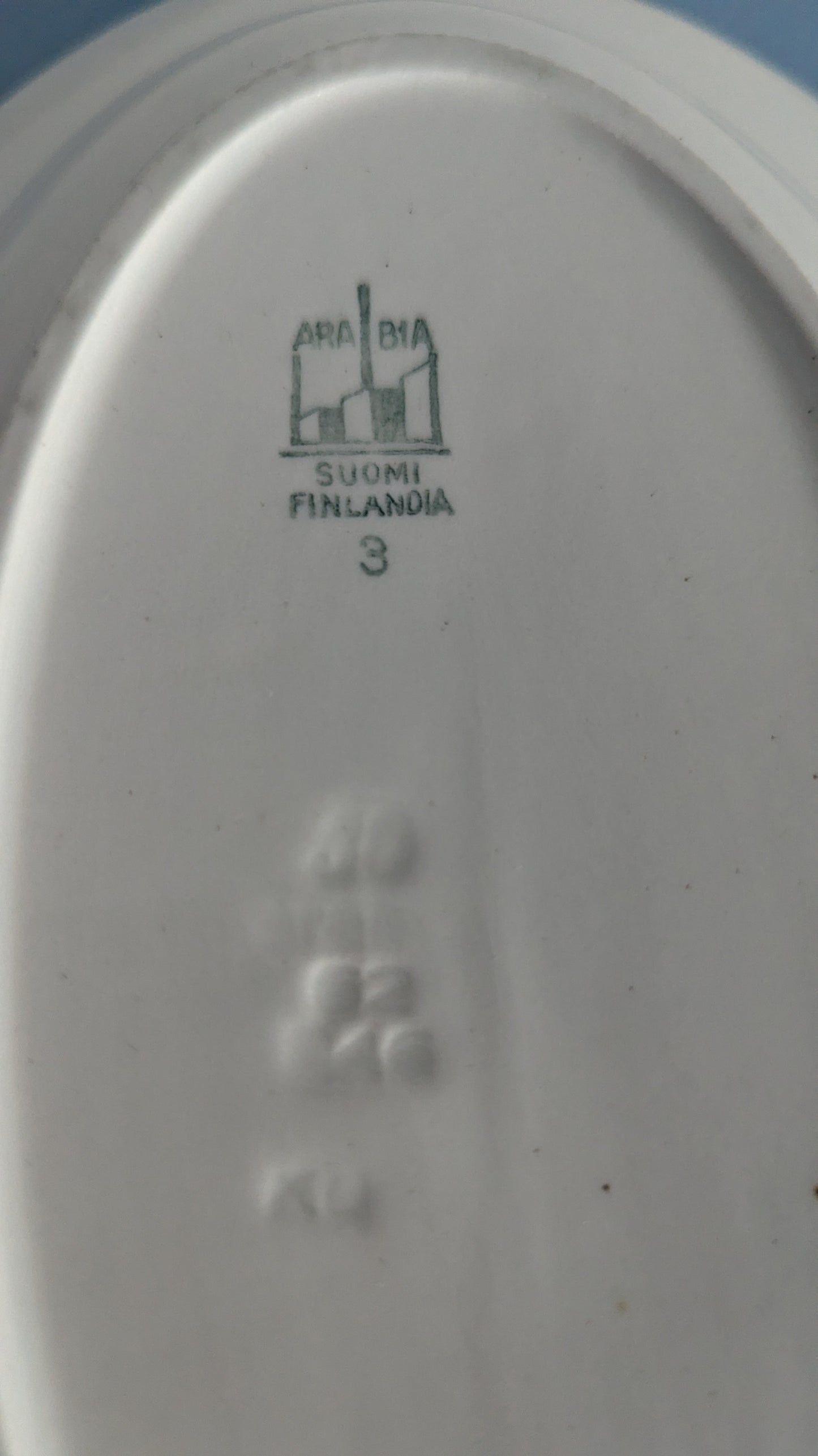 Arabia XU-Mallin Tarjoiluvati (1932-1939, Piippuleima)