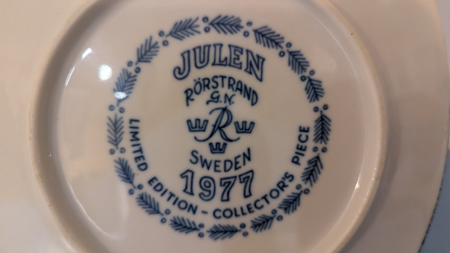 Rörstrand Joululautanen 1977 (Gunnar Nylund)