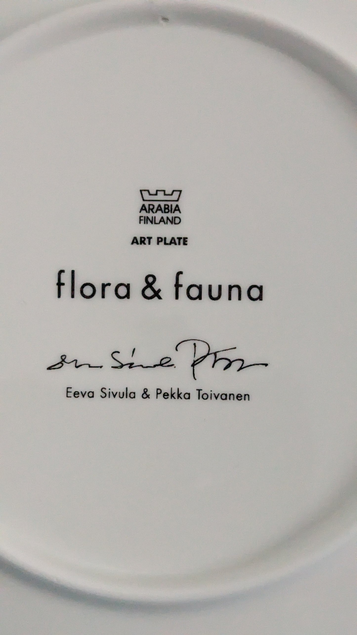 Arabia Flora & Fauna Riekko / Mänty Seinälautanen 2001