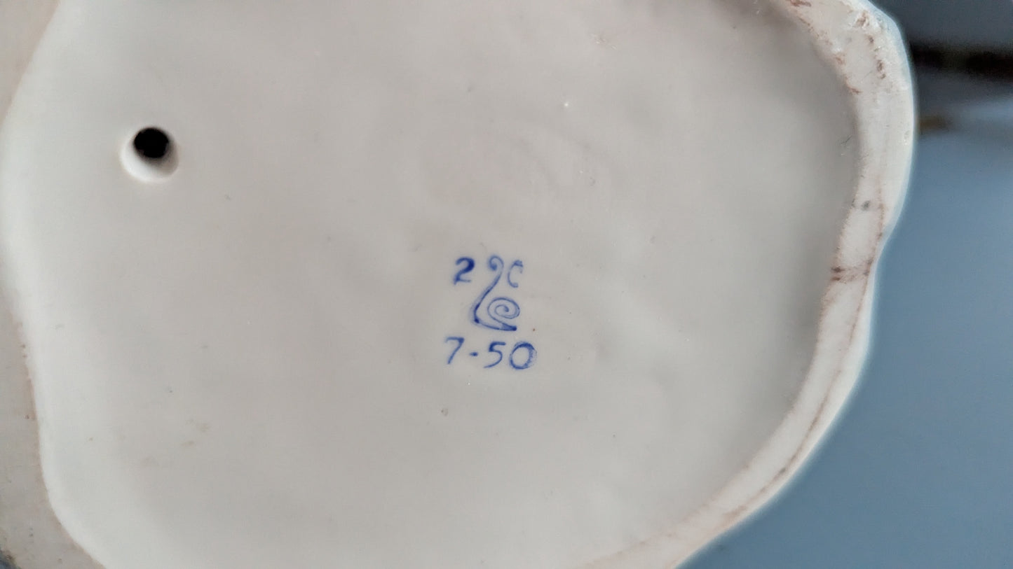 ZHK Polonne - Toukokuun Yö Patsas (1956, Oksana Leontyevna Zhnikrup)