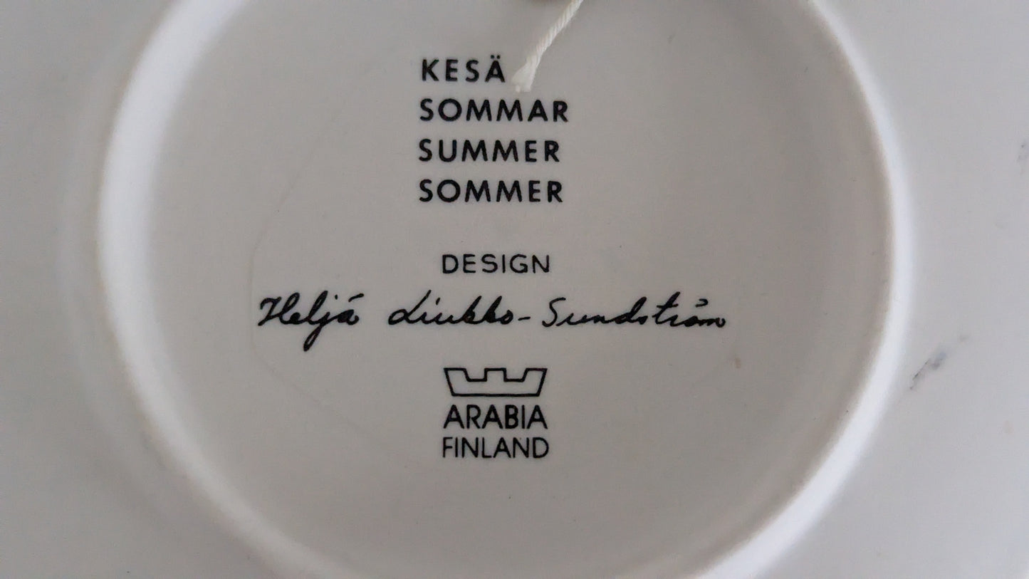 Arabia Kesä Seinälautanen (1985, Heljä Liukko-Sundström)