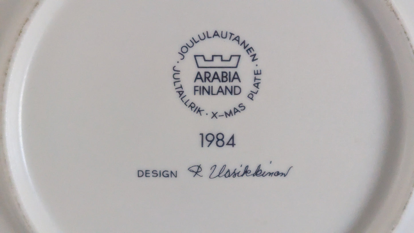 Arabia Joululautanen 1984 (Raija Uosikkinen)