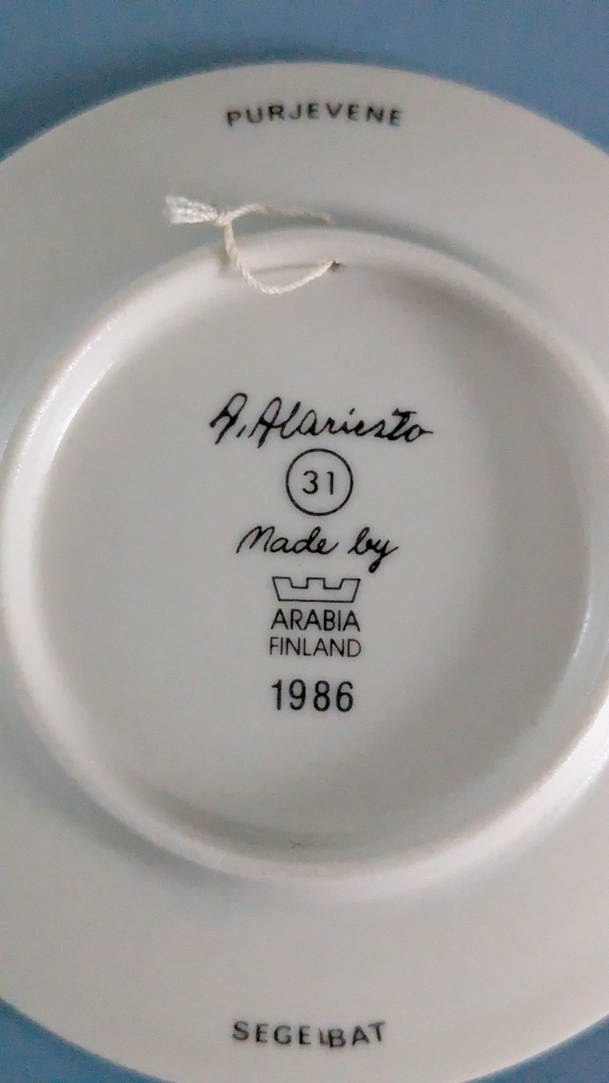 Arabia - Purjevene Seinälautanen (1986, Andreas Alariesto)
