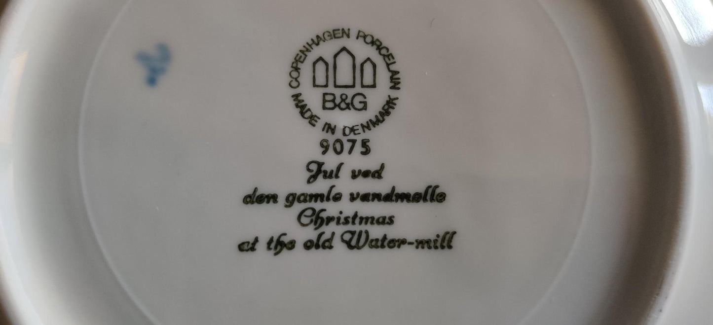 B&G - Christmas at the Old Water-mill Seinälautanen / Joululautanen (1975)