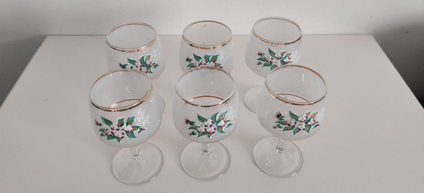 6 pcs Flower Pattern Wine Glass (Czechoslovakia)