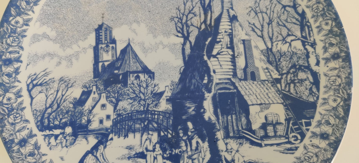 Delft - Four Season, De Winter Seinälautanen (ISO, Halk. 30cm, Jan van de Velde)