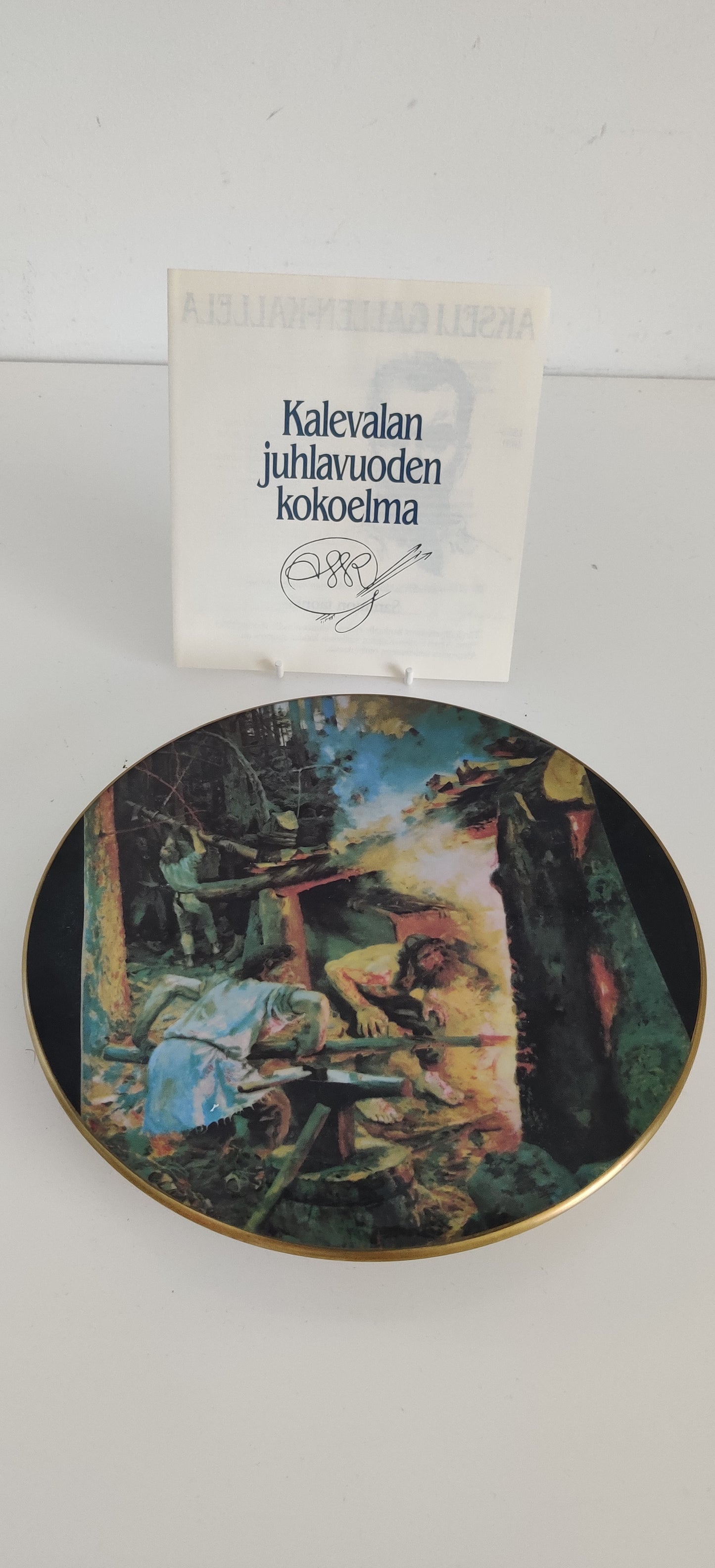 Arabia Kalevala Sammon Taonta Seinälautanen (1985)