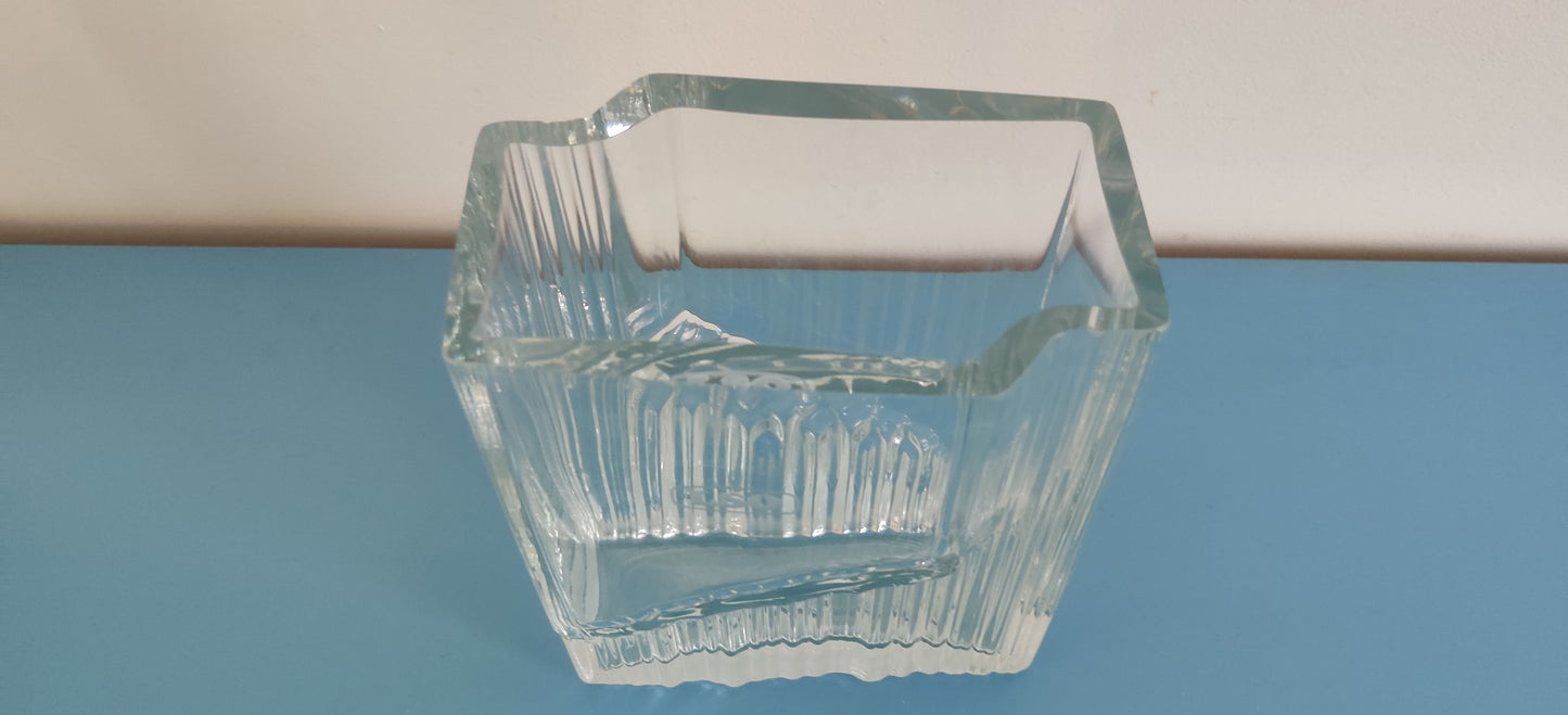 Iittala Sointu Maljakko (Sign. Tapio Wirkkala)