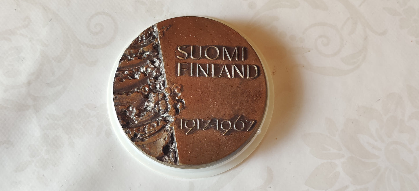 Heikki Häiväoja - Suomi 50-Vuotta Mitali (Sotainvalidien Veljesliitto)