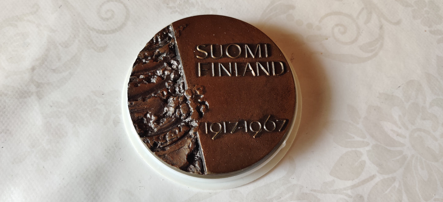 Heikki Häiväoja - Suomi 50-Vuotta Mitali (Sotainvalidien Veljesliitto)