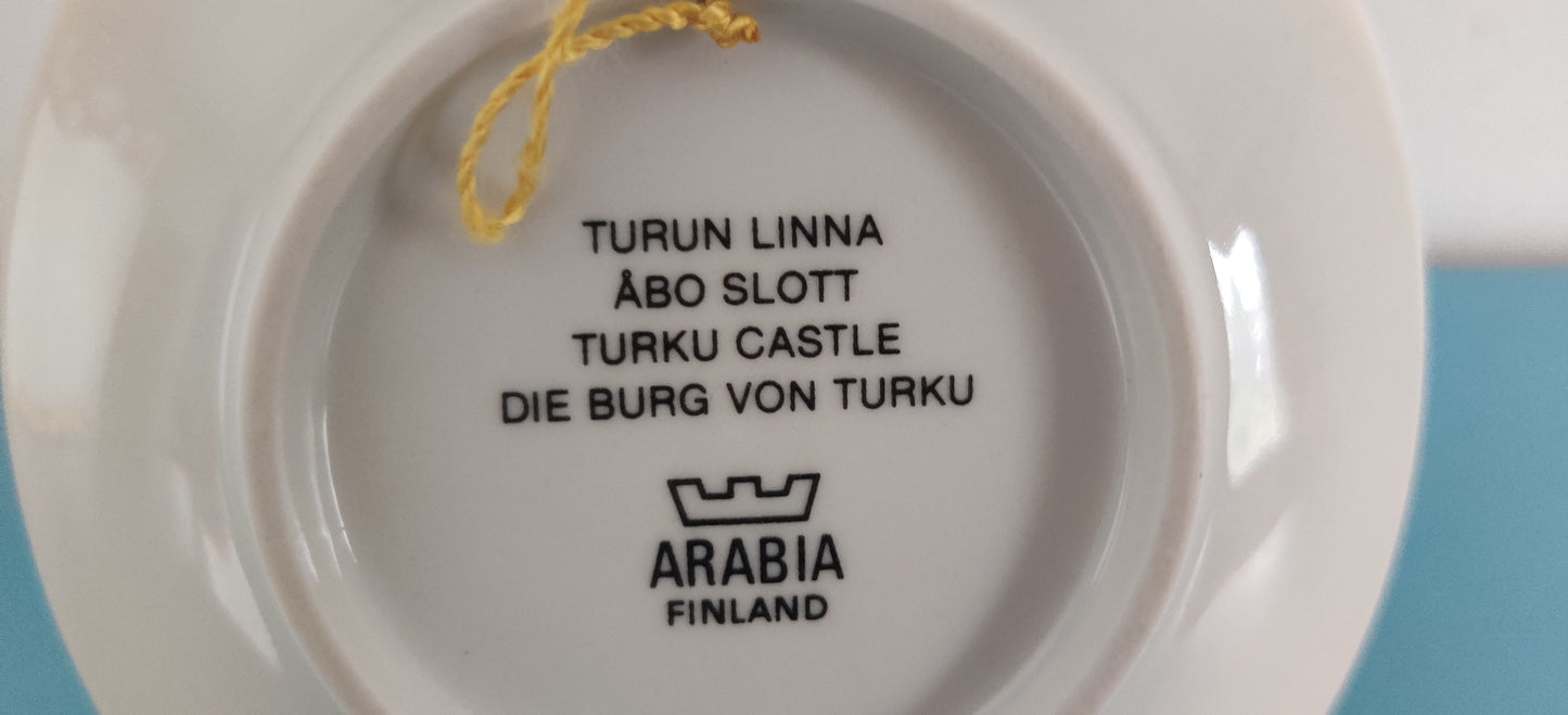 Arabia Turku / Turun Linna Seinälautanen (Veikko Roininen)