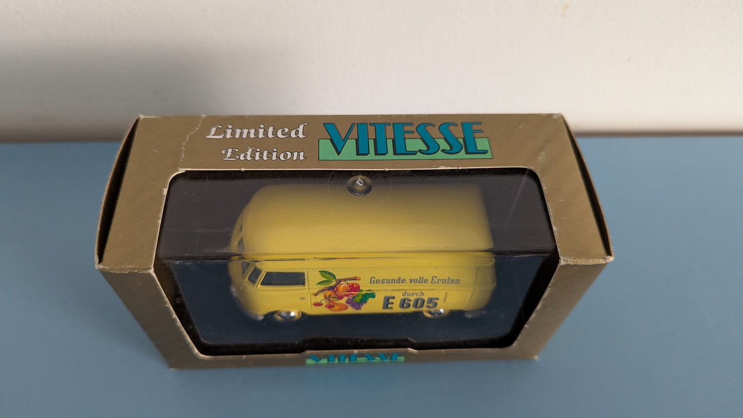 Vitesse - Volkswagen Bulli 1955 / Bayer (Limited Edition, Alk. Paketissa)