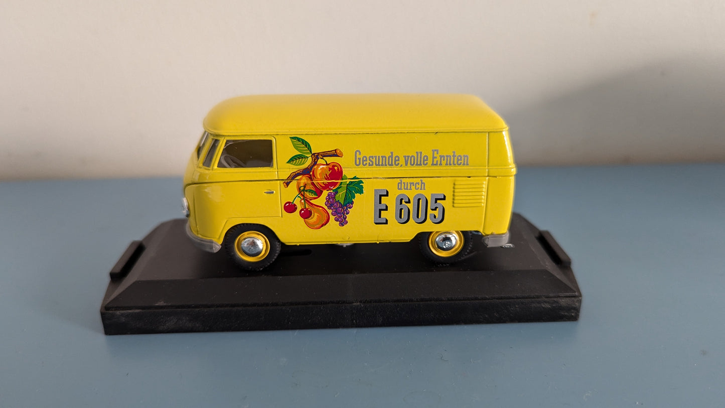 Vitesse - Volkswagen Bulli 1955 / Bayer (Limited Edition, Alk. Paketissa)