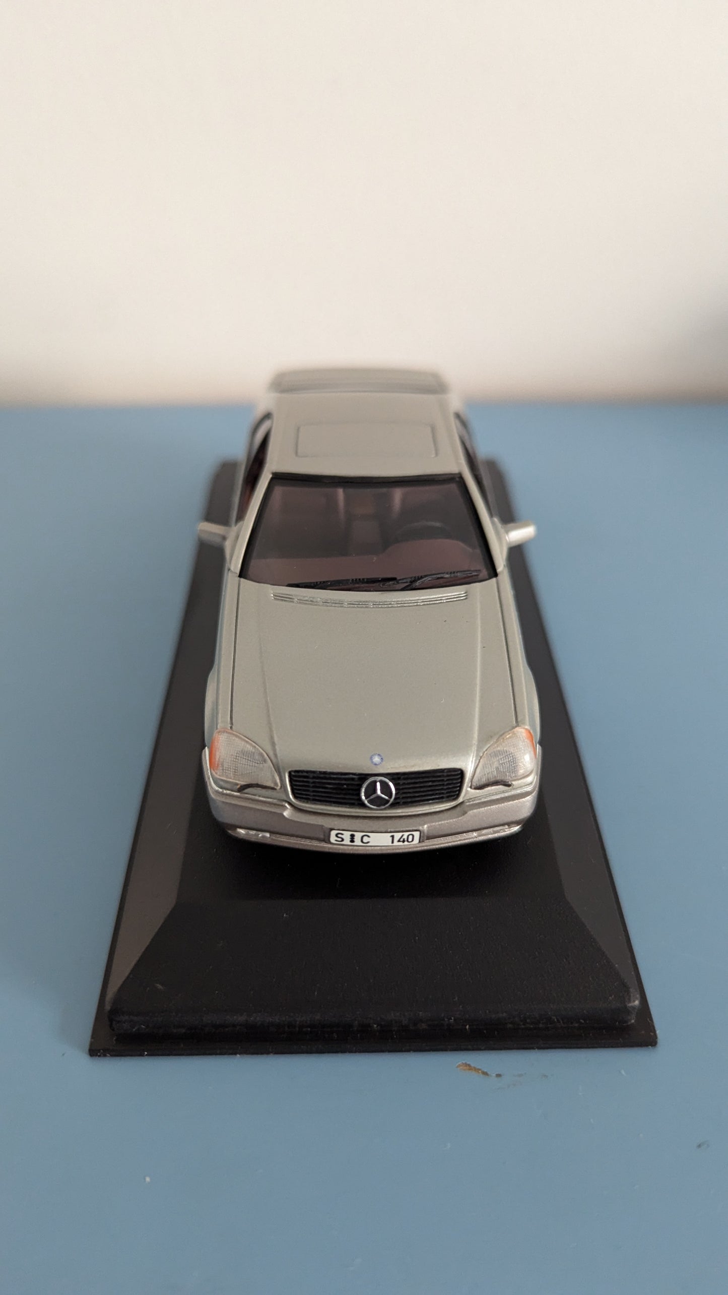 MiniChamps - Mercedes-Benz 600 SEC (Alkuperäisessä Paketissa)