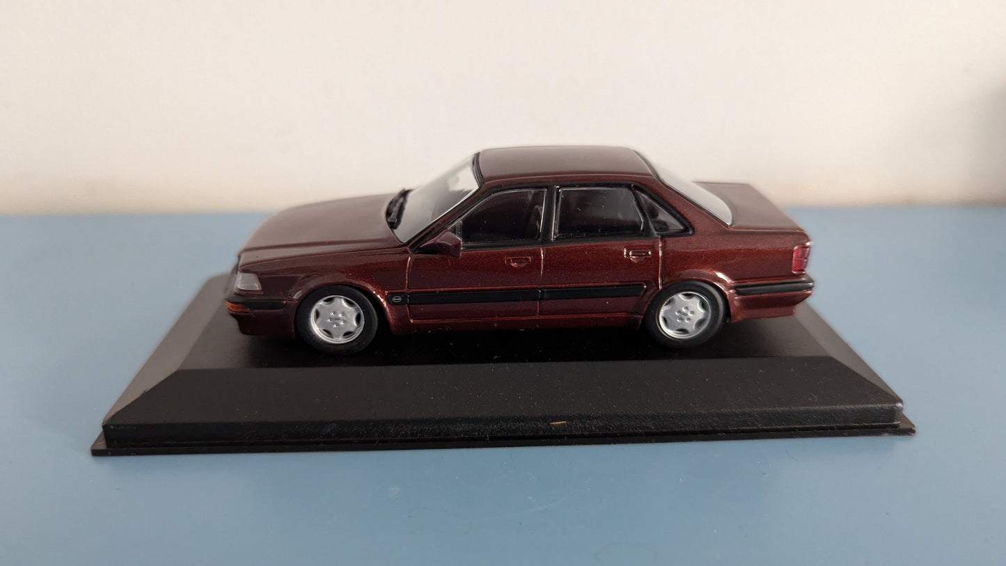 MiniChamps - Audi V8 Quattro Streetcar / Cayenne Met. (Alk. Paketissa)