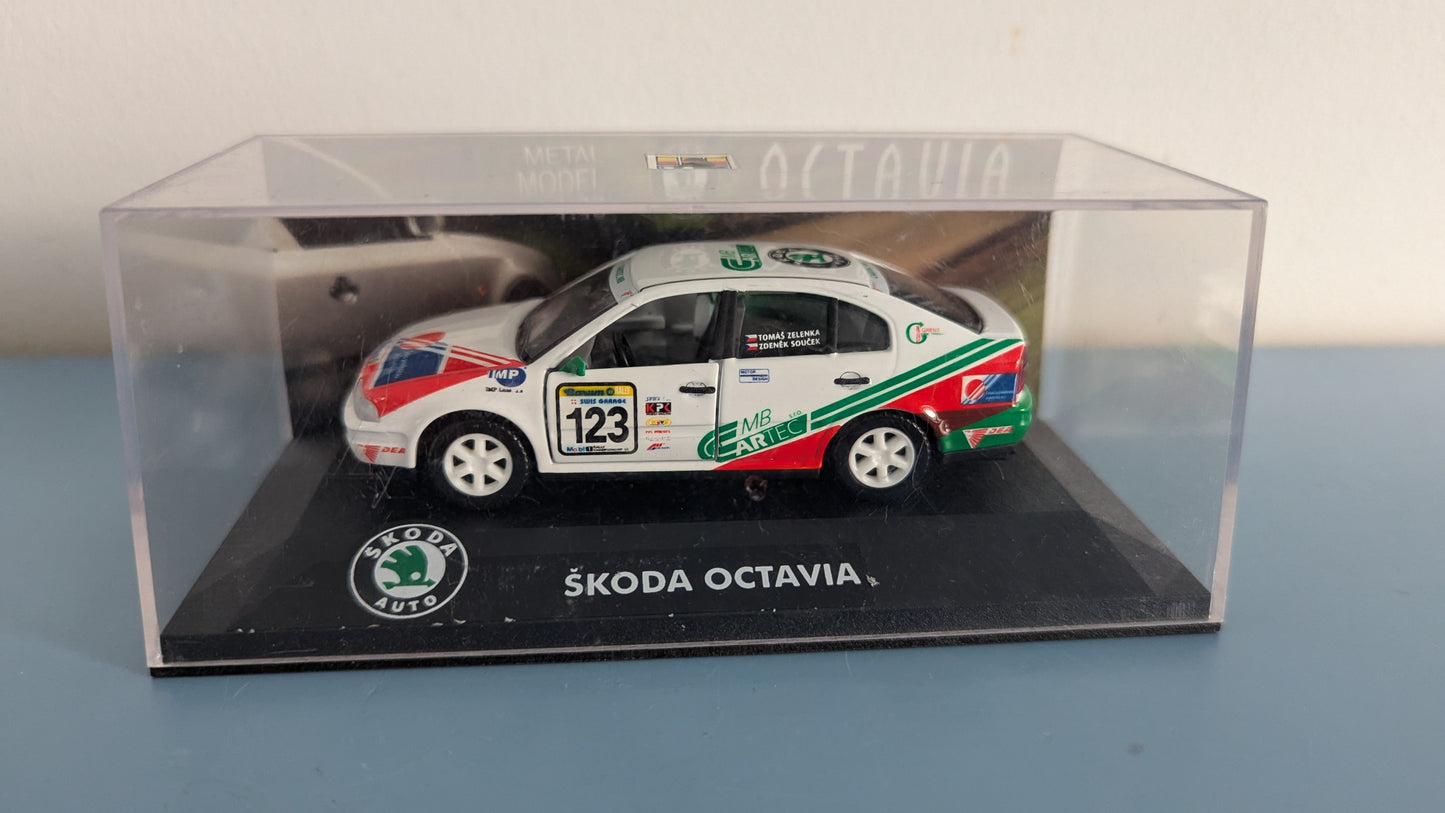 Kaden - Skoda Octavia (Alkuperäisessä Avaamattomassa Paketissa)