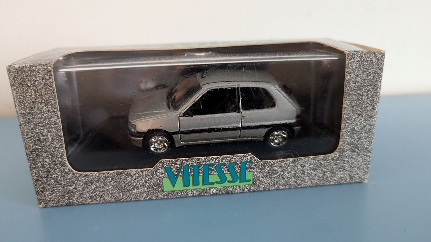 Vitesse - Peugeot 106 XT 1991 (Alkuperäisessä Paketissa)