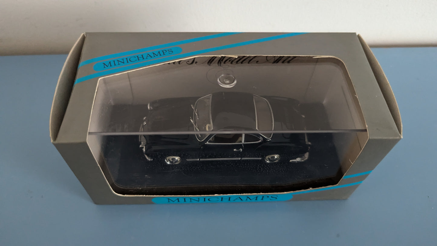 MiniChamps - Karmann Ghia Coupe (Alkuperäisessä Paketissa)