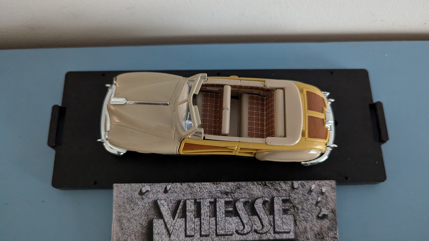 Vitesse - Chrysler 1947 Town & Country (Alkuperäisessä Paketissa)