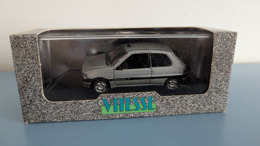 Vitesse - Peogeot 106 XT 1991 (Alkuperäisessä Paketissa)