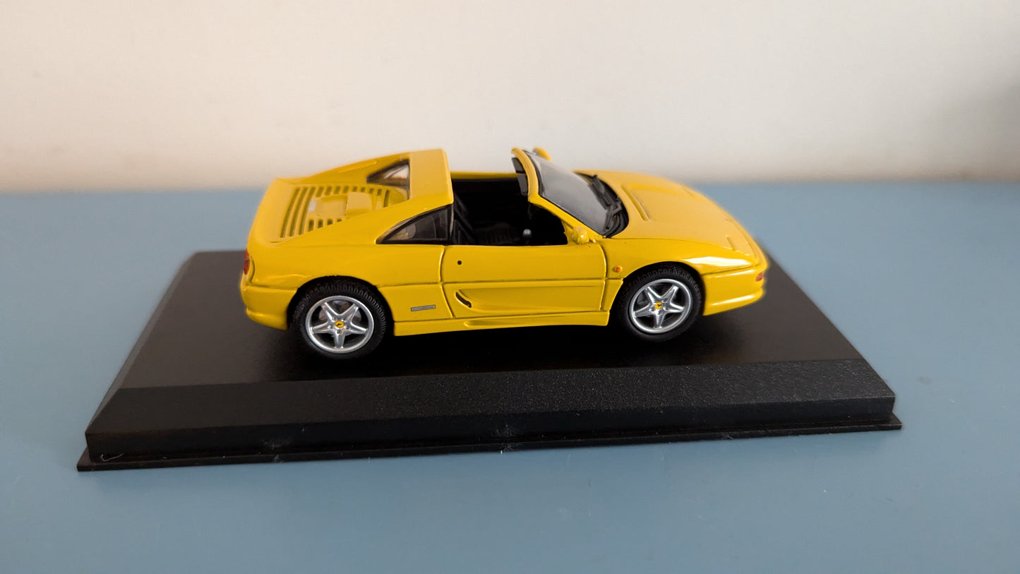 DetailCars - Ferrari F355 1994 Spyder (Alkuperäisessä Pakkauksessa)