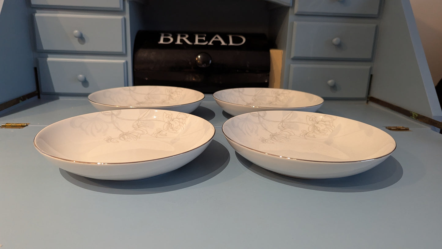 Magnor / Apilanlehti - Kaprifol Keittolautanen / Syvälautanen (4kpl)