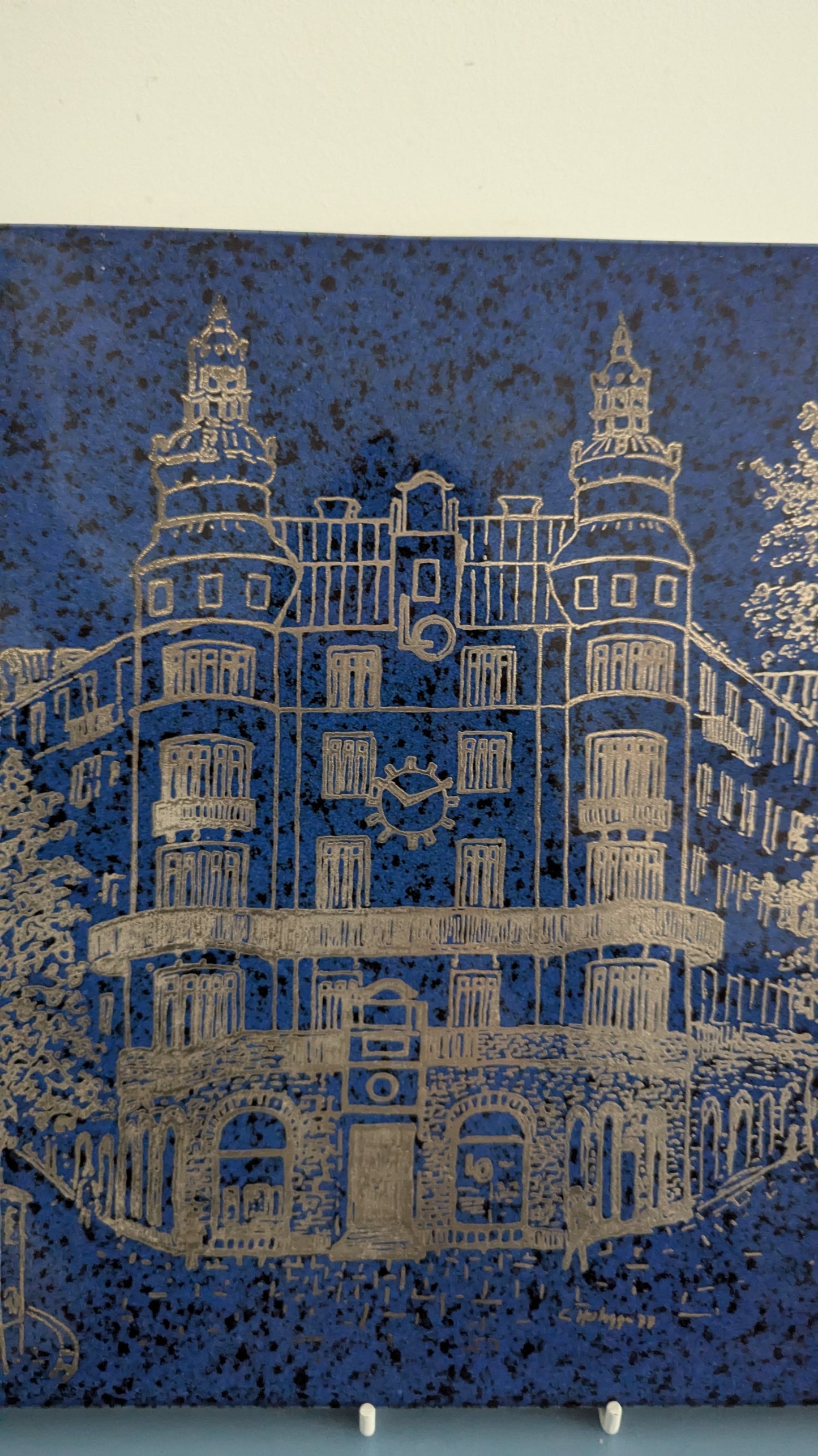 Gustavsberg - Carlbergin Talo / LO-Linna Seinälaatta (1977, C. Huhgg)