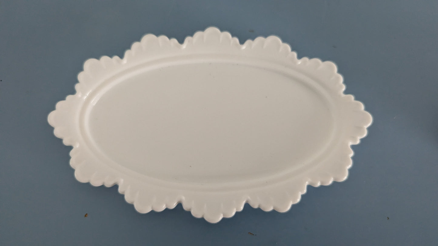 Fenton - 3777 Hobnail Milk Glass Voirasia (1957-1971)