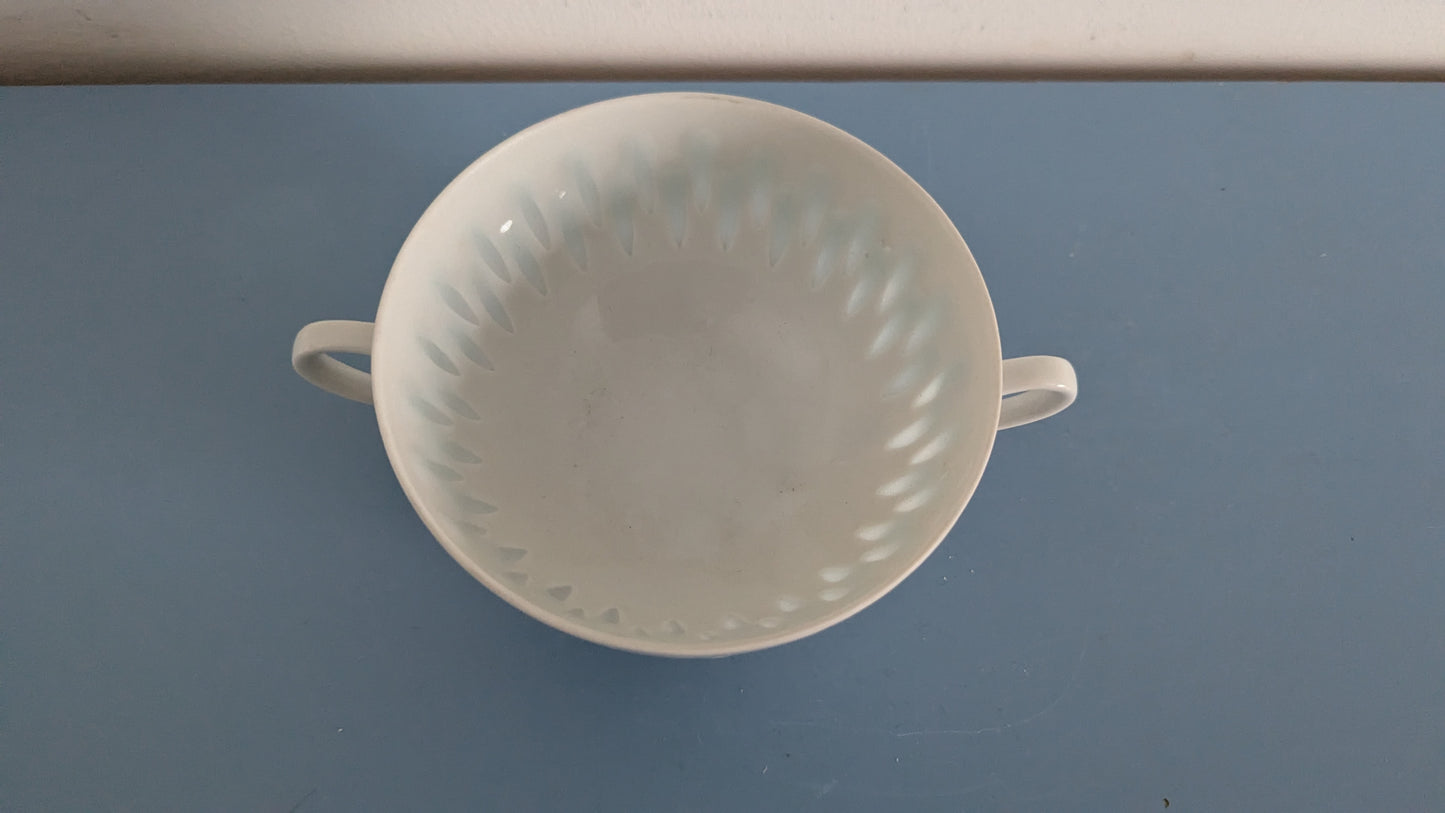 Arabia Viiru Riisiposliini Liemikulho (1950-1974, Friedl Holzer-Kjellberg)