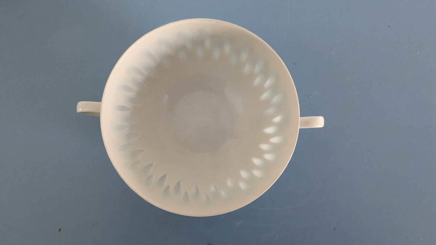 Arabia Viiru Riisiposliini Liemikulho (1950-1974, Friedl Holzer-Kjellberg)