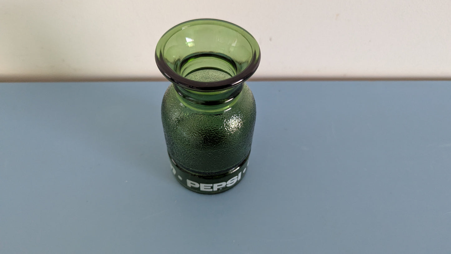 Riihimäen Lasi Pub Tunari (1978-1983, Erkkitapio Siiroinen)