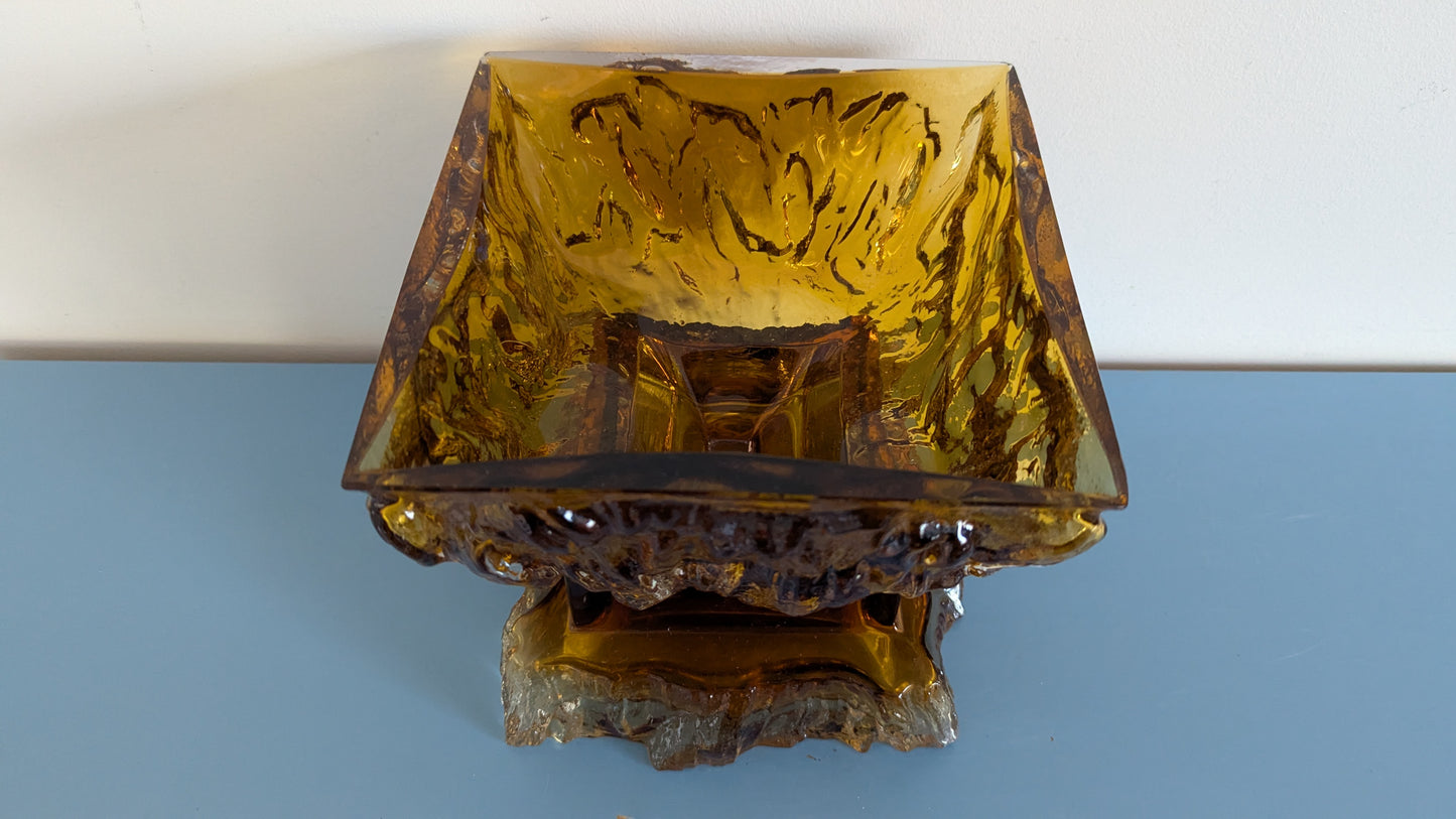 Kumela - Kaksiosainen Malja (Paino: 4338g, Signeerattu, Eino Wänni)