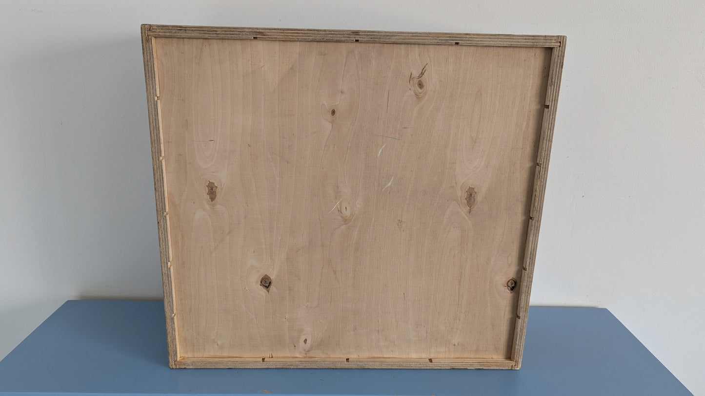 Puinen Lokerikko / Lokerikkokaappi (28-lokerikkoa)